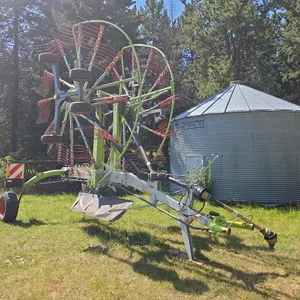 **OFFSITE** Claas 2700 Rotary Rake. S/N 98603150