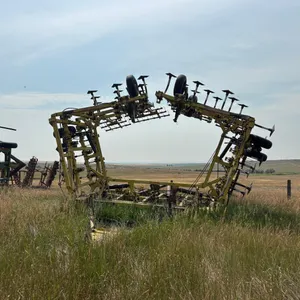 2000 Degelman Chisel Plow