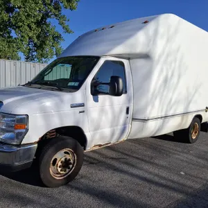 2016 Ford E350 Box Truck