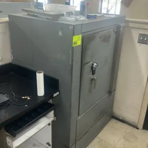 Allied-Gary R3028/G7E/STYLE1 commercial safe. Features steel construction, manual combination lock dial, and turn handle. Interior layout includes key