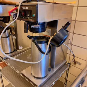 Bunn CW Series Coffee Maker with Carafe, Model: CWTE APS/DV/PF