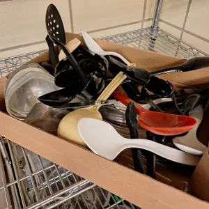 Assorted Kitchen Utensils