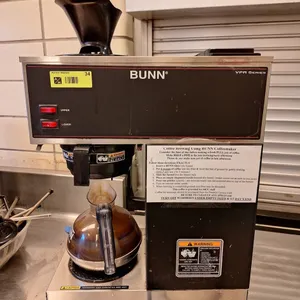 Bunn VPR Series Coffee Maker with Pot
