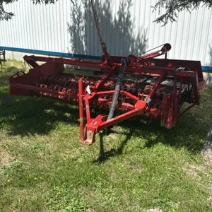 INNES 570 BEAN WINDROWER