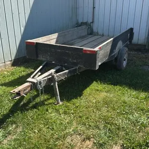 APPROX. 4FT X 8FT UTILITY TRAILER
