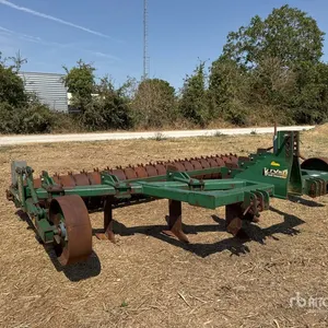 1995 Cousins VF42H7TP24 Decompacteur 7 Dents 4.2 m 3-Point 7 Shanks Subsoiler