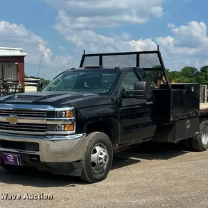 2017 Chevrolet  Silverado 3500HD flatbed pickup truck