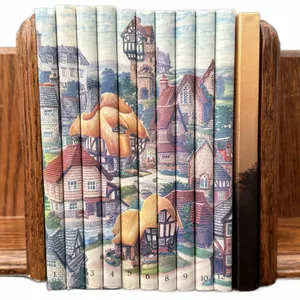 David Winter Cottages Collector's Book Set with Bookends