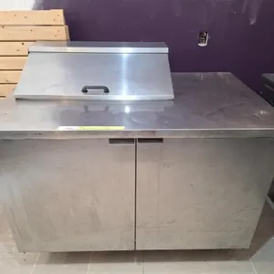 True commercial stainless steel prep table /