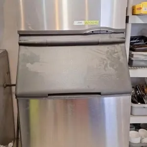 Manitowoc commercial ice maker
