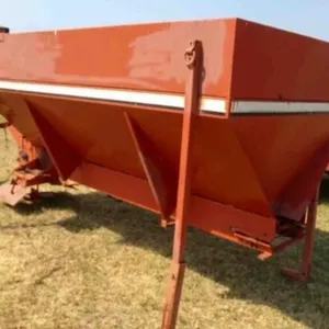 DITCH-WITCH SAND SPREADER, 2000LB,