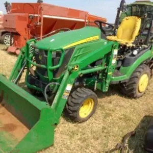 1025R JOHN DEERE UTILITY TRACTOR, SHOW 858 HR