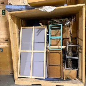 OFF SITE Shortline moving storage container