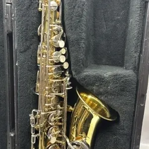Selmer AS300 Saxophone With case Instrument