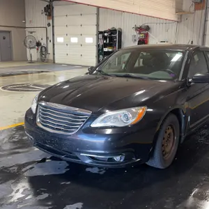2013  Chrysler  200