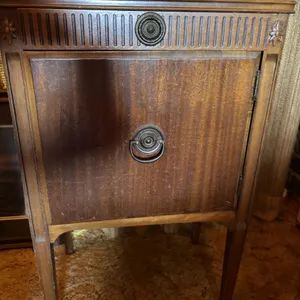 1930s to 1950s Vintage smoking stand/humidor, with pipe rack and pipe bowl rest with deco styling