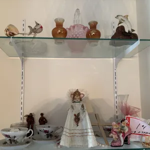 Ceramic & glass knickknacks, top 2 shelves