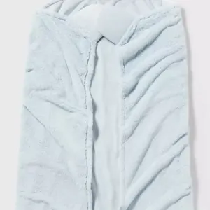 **NEW** The Disney Collection by Pillowfort Princess Cinderella Kids' Hooded Blanket