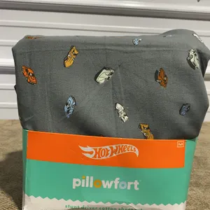 **NEW** Pillowfort Twin Hot Wheels Retro Car Kids' Cotton Sheet Set - Gray