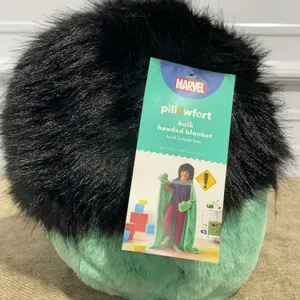 **NEW** Marvel Hulk Kids' Hooded Blanket by Pillowfort