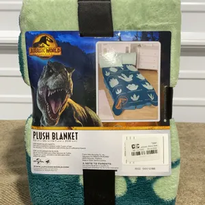 **NEW** Jurassic World Kids' Blanket Green - 62x90"