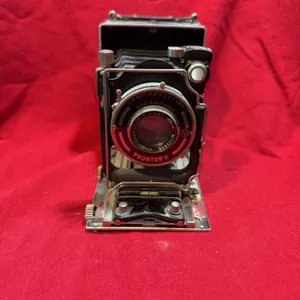 Vintage Thager camera