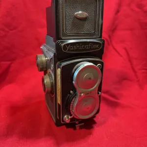 Vintage Yashica flex dual lens camera