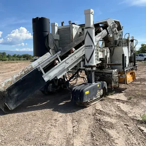 2001 GOMACO GT3600 CURB & GUTTER MACHINE CURB MACHINE SN: 9022900-440