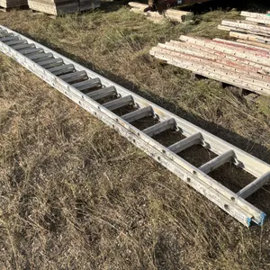 WERNER 40’ ALUMINUM EXTENSTION LADDER