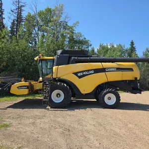 2002 New Holland CX860 Convential Combine