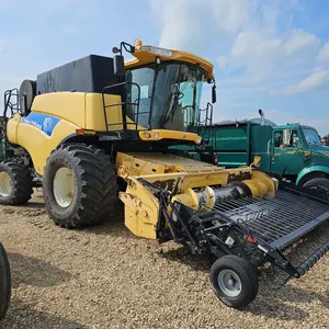 New Holland CR9070 Combine, Engine Hrs 3972, Seperator hrs 2889, S/N HAJ111135  (P10-R?-S2251)