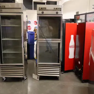 Rooster dispenser