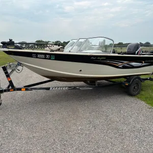 2005 Smokercraft 172 Pro Angler