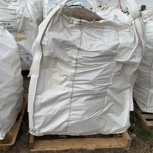 A172 Large Tote of Firewood / Cut Off Lumber (B)