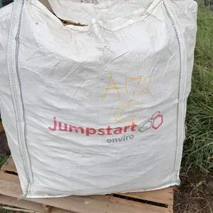 A172 Large Tote of Firewood / Cut Off Lumber (G)