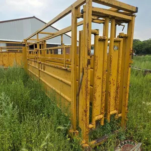 Tuff Handling system, note this is an XL tall system that was used for horses