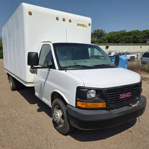 2004 GMC Savana 3500 S/A Cube Truck
 UNRESERVED