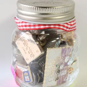ESTATE GLASS JAR FILLED W/VINTAGE COLLECTOR LAPEL-