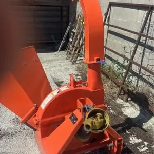 OFF SITE -Wood chipper 3pth