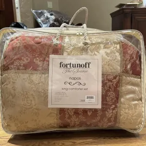 Fortunoff King Comforter Set