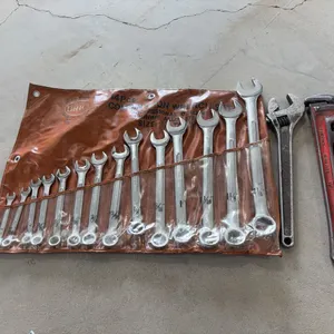 18" Pipe Wrench/ 15" Crescent Wrench/ Combination Wrench Set