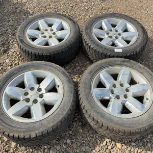 4 -  275/55R20 Tires & Rims - GMC