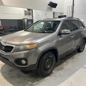 Non-Operable  2011  Kia  Sorento  LX 4dr SUV 6A