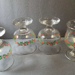 (4) Vintage Holiday-Theme Footed Glasses with Holly and Red Ribbon Pattern, Gold Rim Accents