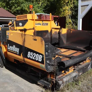 LEEBOY 8520B CRAWLER ASPHALT PAVER