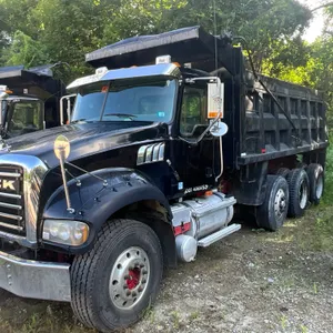 2009 MACK GU713 TRI-AXLE DUMP TRUCK VIN: 1M2AX04C9AM008642