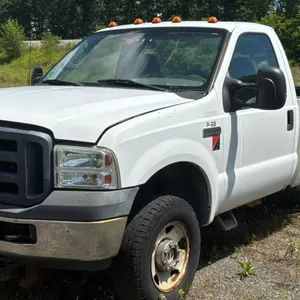 2007 FORD F-250 XL REGULAR CAB 4X4 PICKUP   VIN: 1FTNF215X7EB10240