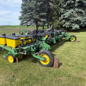 John Deere 7300 Planter