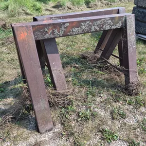Pair of Heavy-Duty Steel Sawhorses
 UNRESERVED