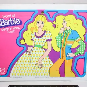 WORLD OF BARBIE SLEEP 'N KEEP CASE